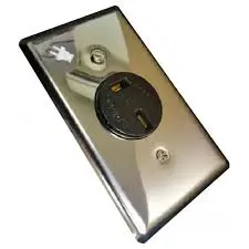 TOMA INCRUSTAR BIFASICA 20AMP PATA TRABADA CODELCA C013
